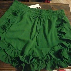 NWT Kelly Green Ruffle Shorts